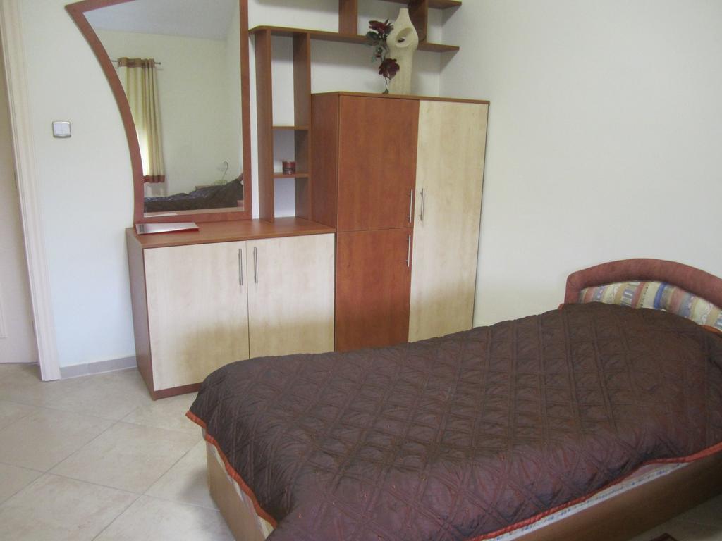 Villa Paradiso Wroclaw Ngoại thất bức ảnh