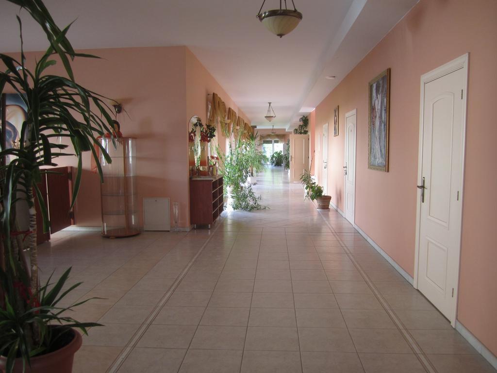Villa Paradiso Wroclaw Ngoại thất bức ảnh