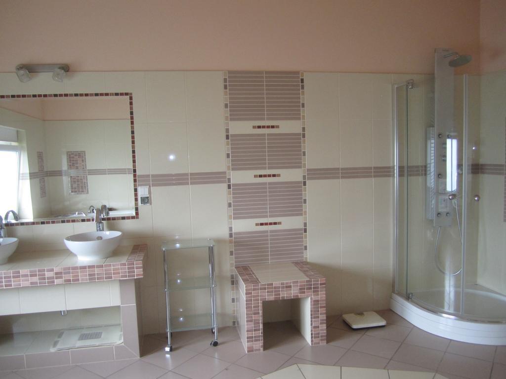 Villa Paradiso Wroclaw Ngoại thất bức ảnh