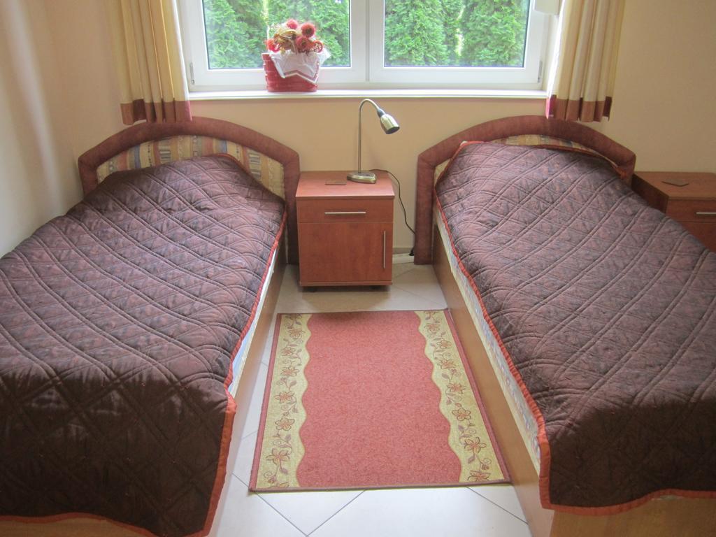 Villa Paradiso Wroclaw Ngoại thất bức ảnh