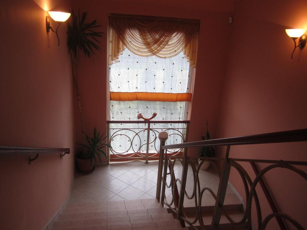 Villa Paradiso Wroclaw Ngoại thất bức ảnh